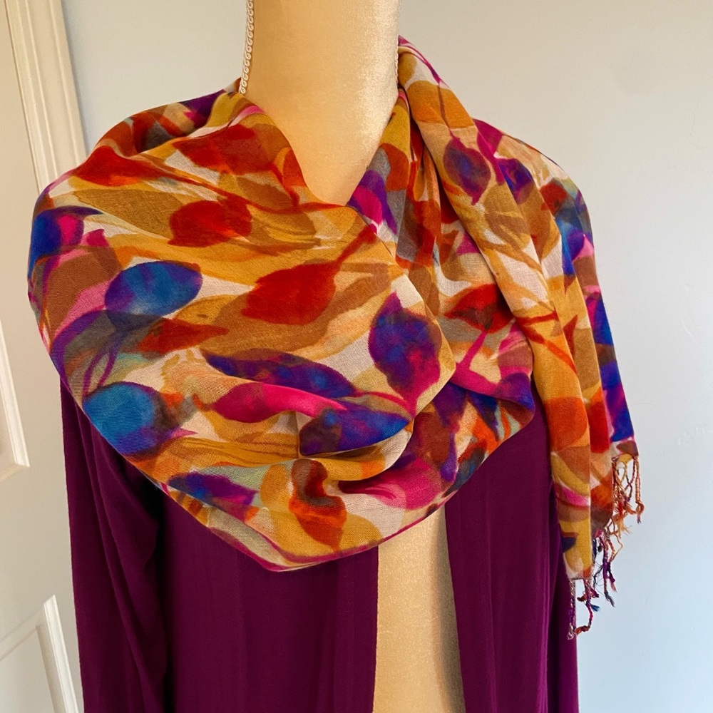 Colorful Leaf Pattern Over-sized Scarf - Picture 2 of 3